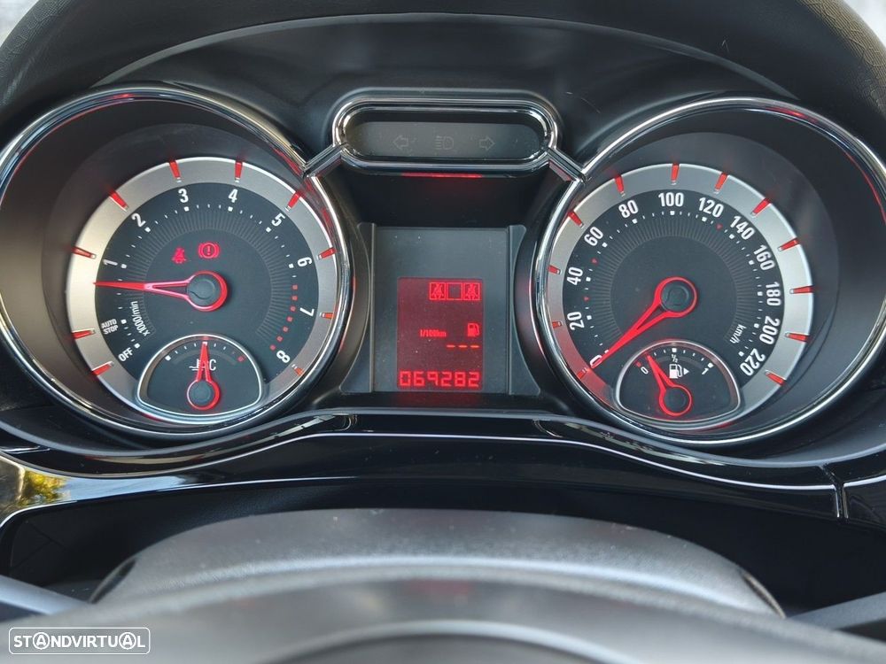 Opel Adam 1.2 Glam - 9