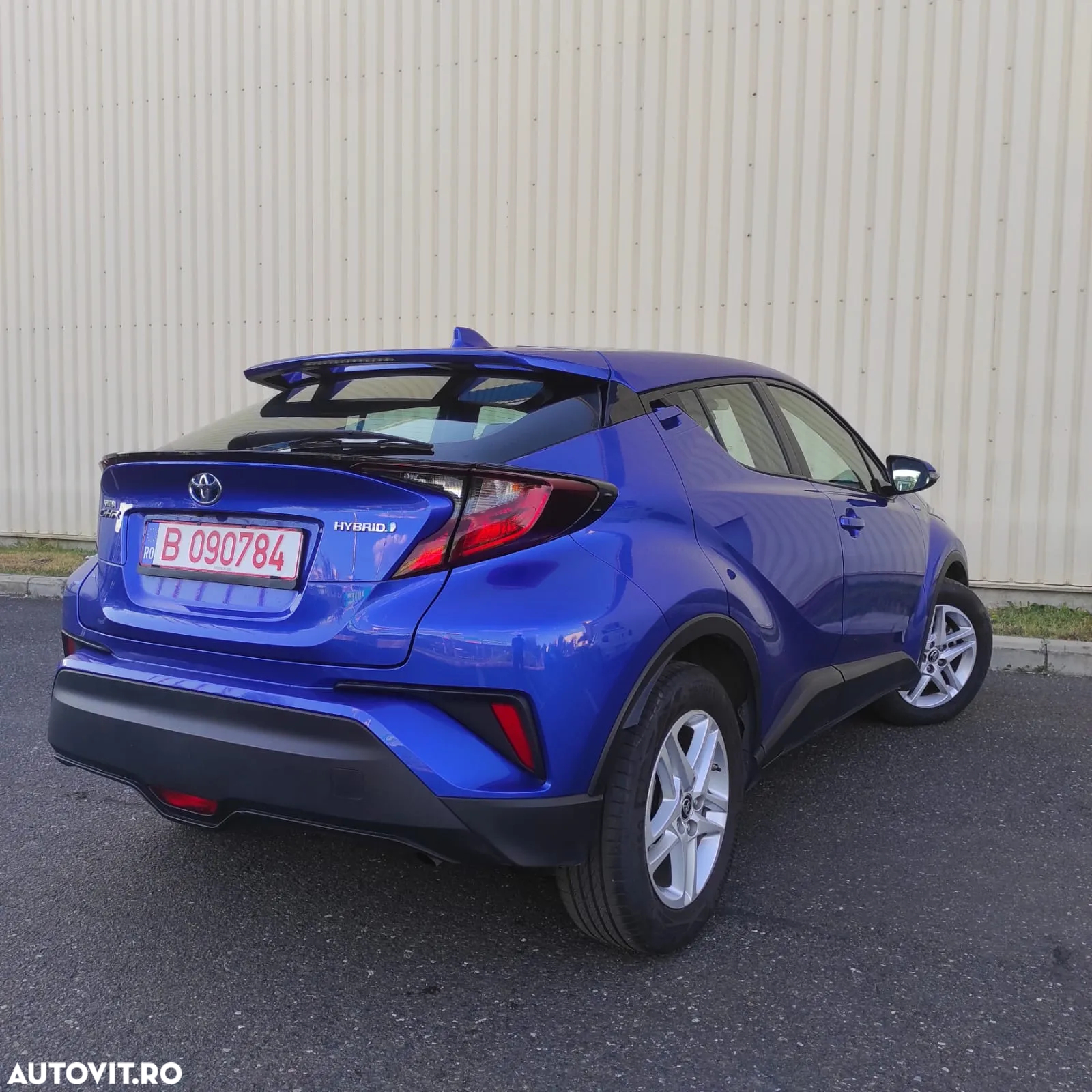 Toyota C-HR Hybrid Business-Edition - 13