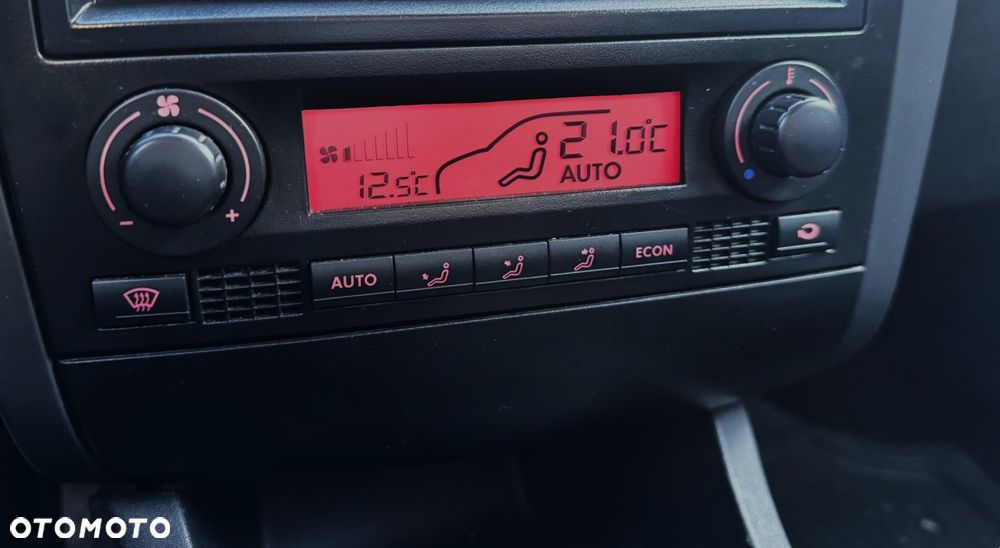 Seat Ibiza 1.4 16V Stylance - 20