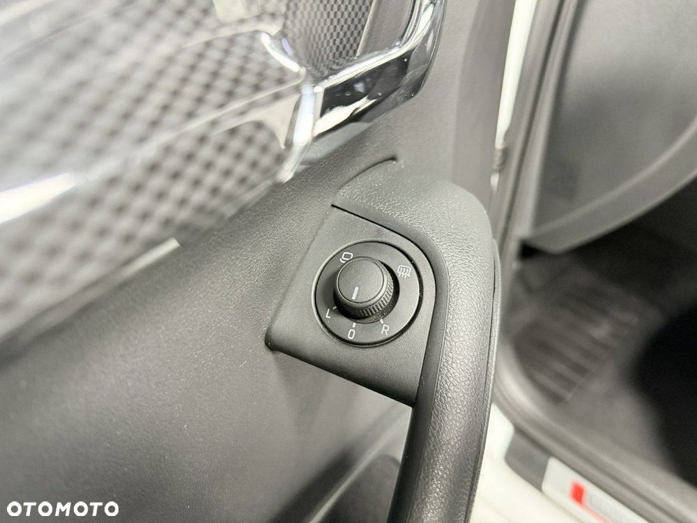 Skoda Octavia 2.0 TDI RS Challenge DSG - 40