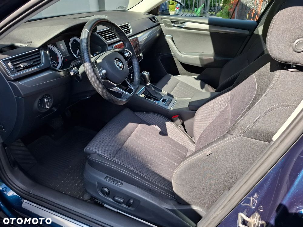 Skoda Superb 2.0 TDI SCR Style DSG - 13