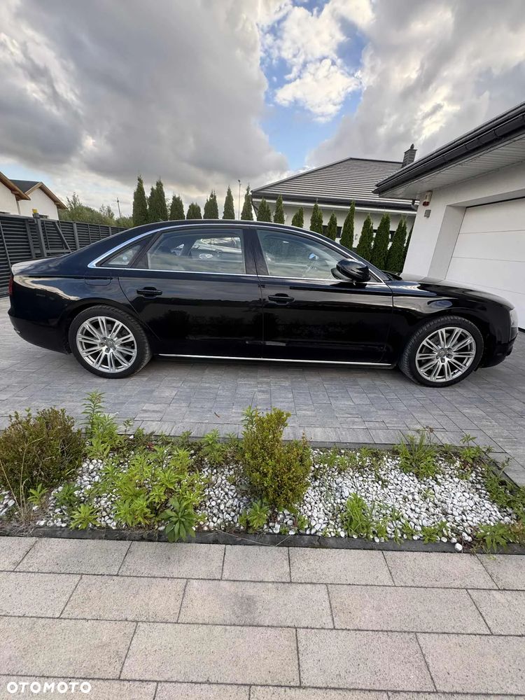 Audi A8 4.2 TDI L Quattro - 2