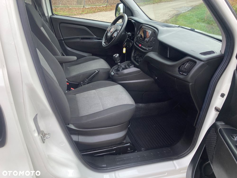Fiat Doblo - 22