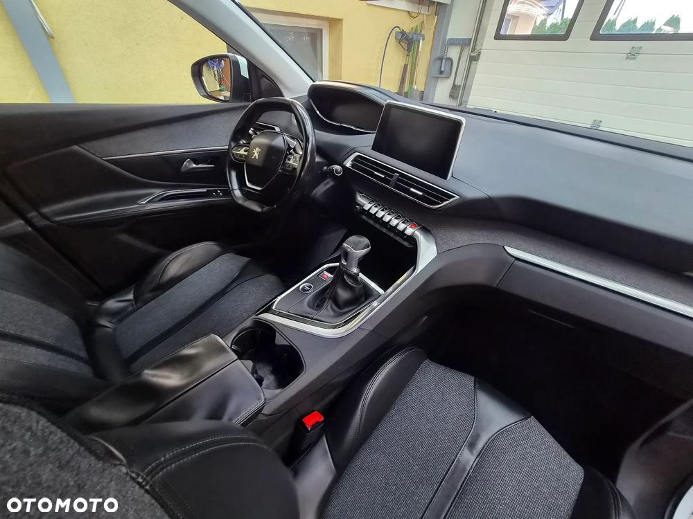 Peugeot 3008 HDi FAP 150 Premium - 15