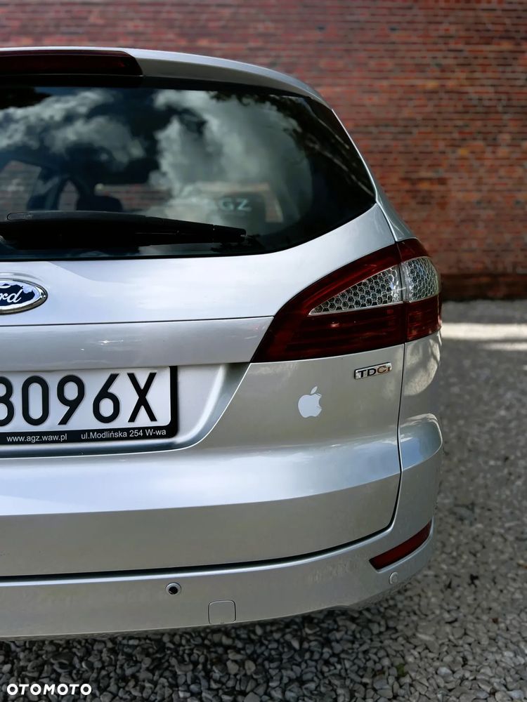 Ford Mondeo - 37