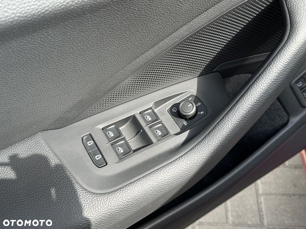 Skoda Superb 1.5 TSI Plug-in Hybrid L&K DSG - 34