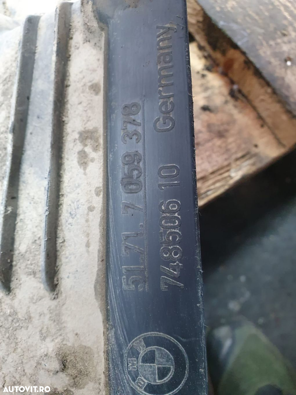 Carenaj dreapta fata 51717059378 BMW Seria 3 E90/E91/E92/E93  [din 20 - 2