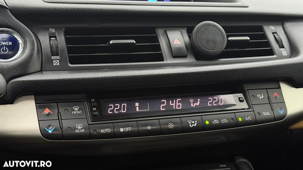 Lexus CT 200h Aut. Limited Edition - 16