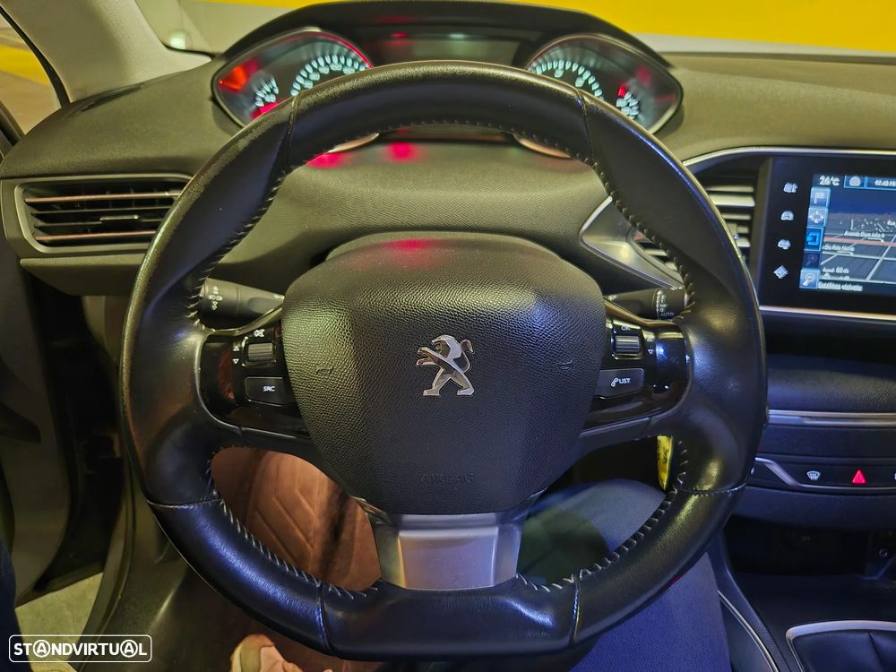 Peugeot 308 SW e-HDi 115 Stop & Start Allure - 20