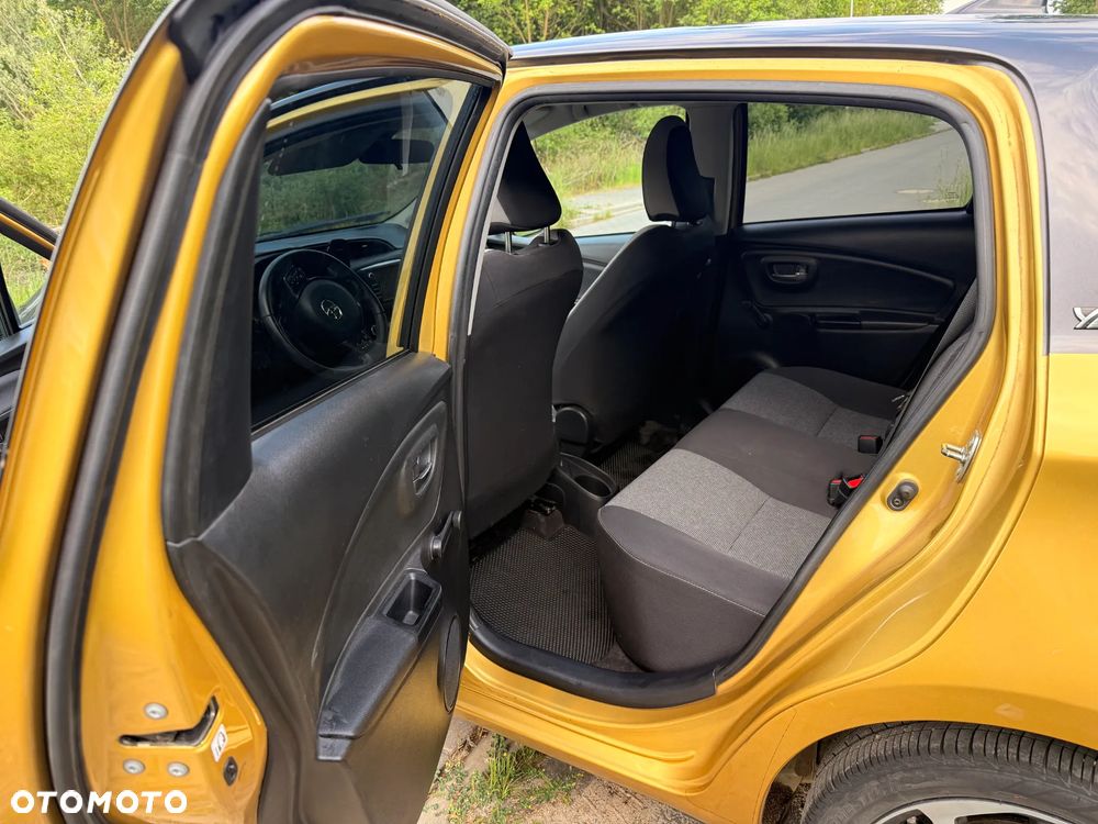 Toyota Yaris - 7