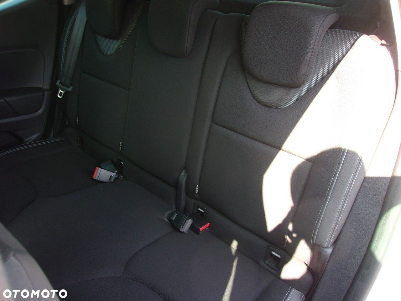 Renault Clio - 24
