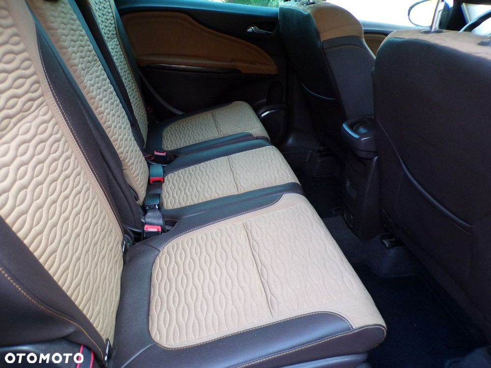 Opel Zafira - 31