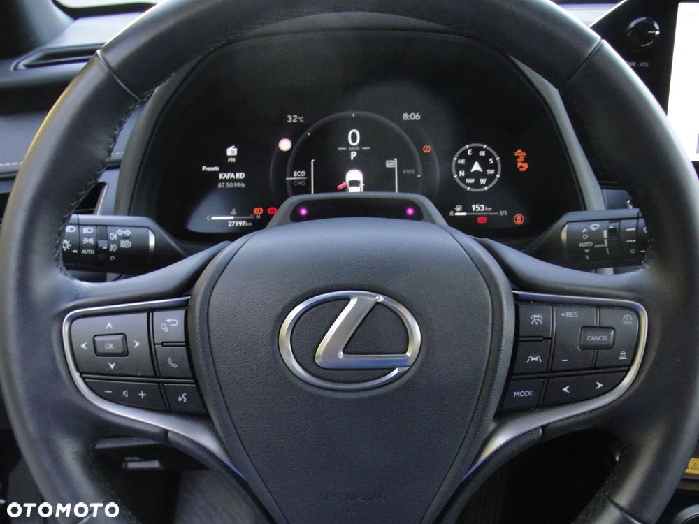 Lexus UX 300h Omotenashi - 13