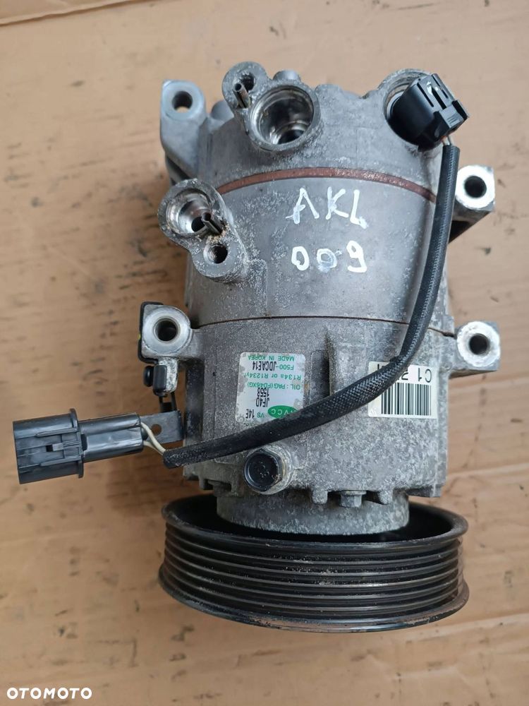 kompresor / sprężarka klimatyzacji a/c kia ceed ii 1,6 gdi - 1