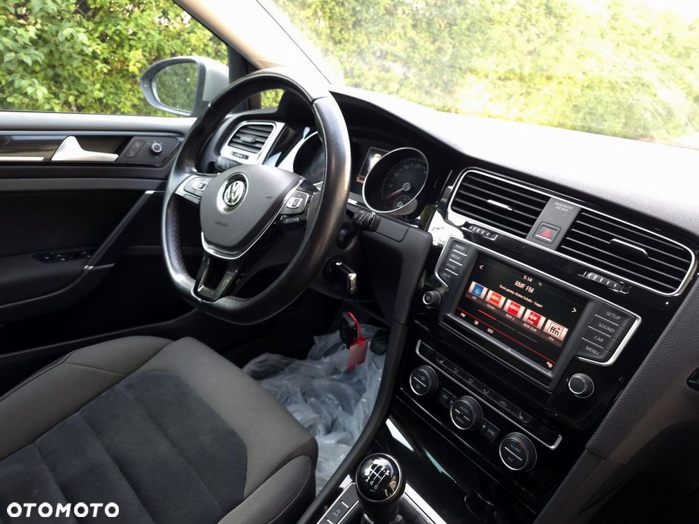 Volkswagen Golf 1.4 TSI BMT Highline - 11