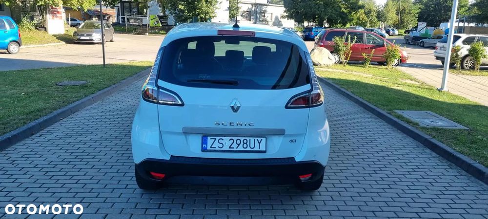 Renault Scenic 1.5 dCi Limited EDC - 10