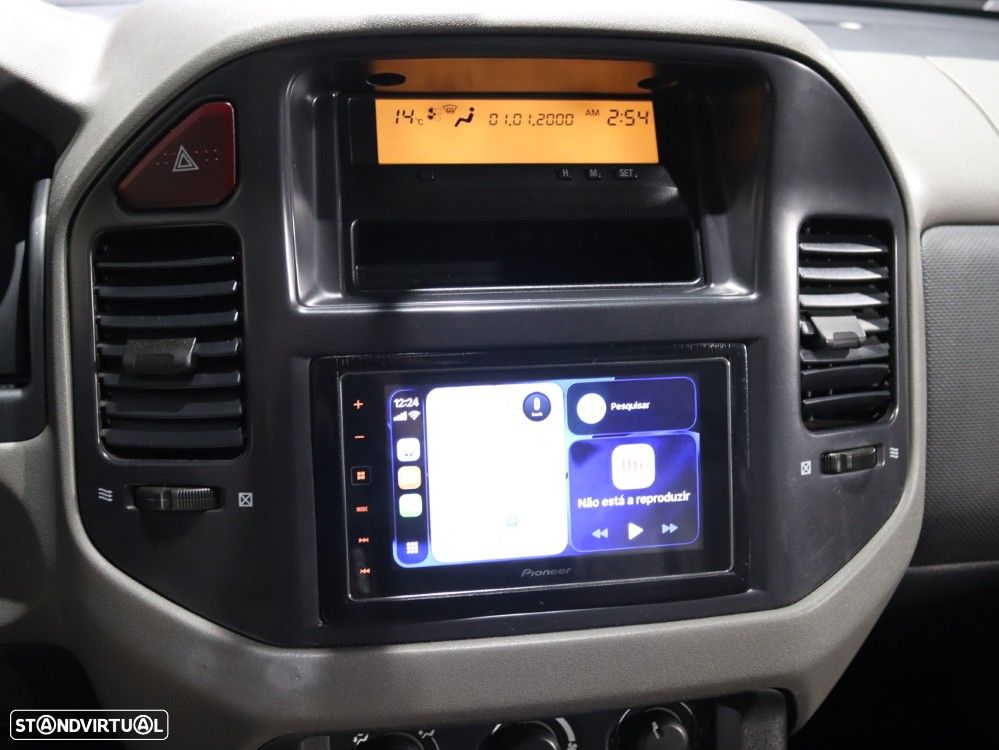 Mitsubishi Pajero 3.2 DI-D GLS ABS - 33