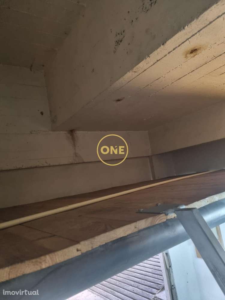 Garagem Box com Mezzanine em Fitares - Grande imagem: 4/6