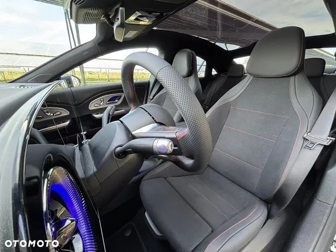 Mercedes-Benz CLA - 6