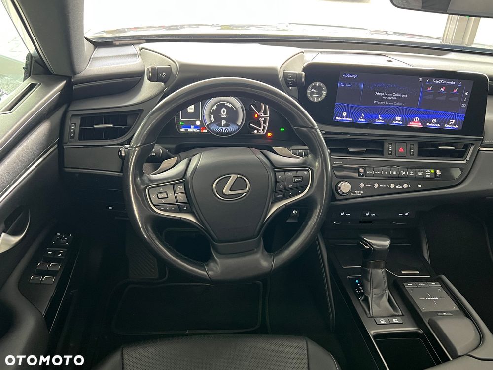 Lexus ES 300h Business Edition + - 34
