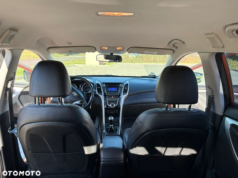 Hyundai i30 1.6 CRDi Style - 10