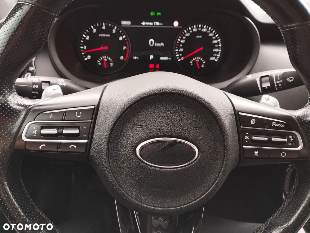 Kia Stinger 3.3 T-GDI V6 GT AWD - 22
