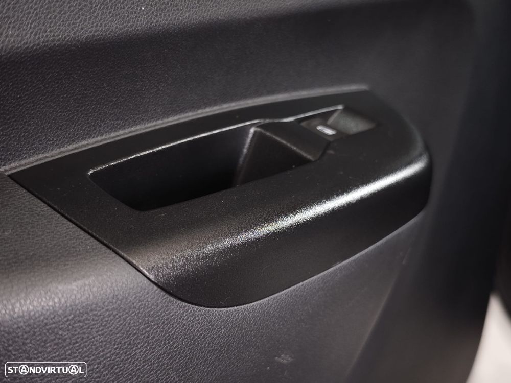 Dacia Spring Comfort Plus - 43