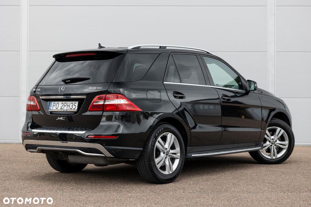 Mercedes-Benz ML - 9