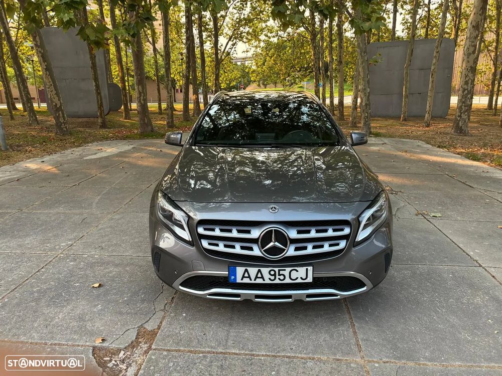 Mercedes-Benz GLA 250 4Matic 7G-DCT Style - 5