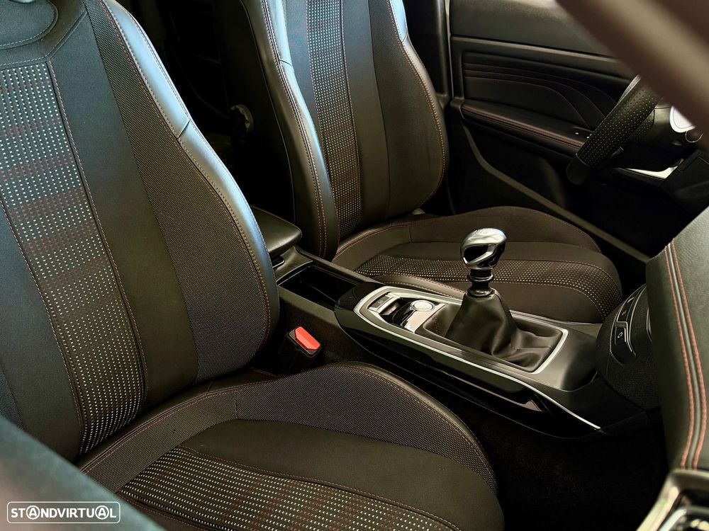 Peugeot 308 SW 1.6 BlueHDi GT Line - 17