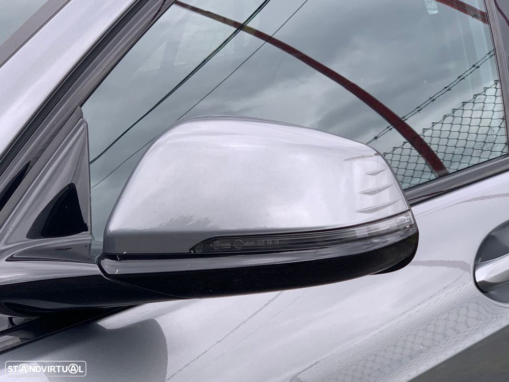 BMW 116 d Pack Desportivo M Auto - 7