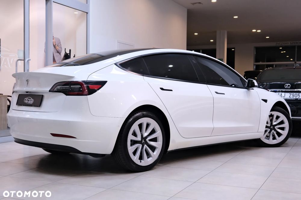 Tesla Model 3 Standard Range Plus - 13