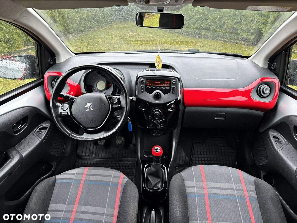 Peugeot 108 PureTech 82 Top Style - 23