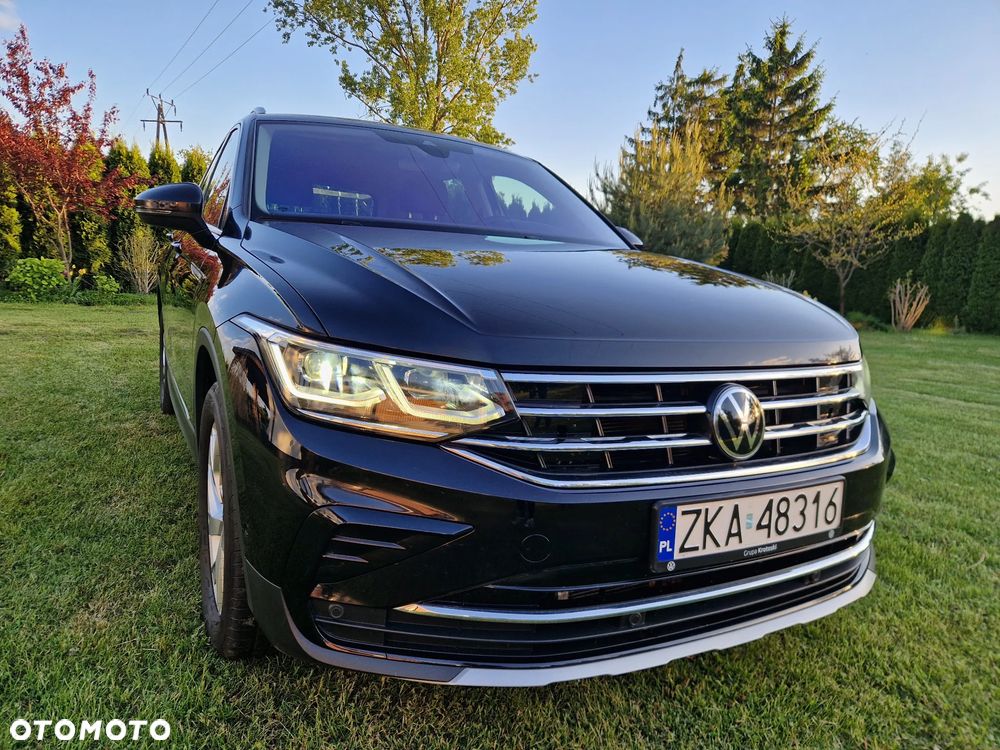Volkswagen Tiguan 2.0 TDI SCR 4Mot Elegance DSG - 32