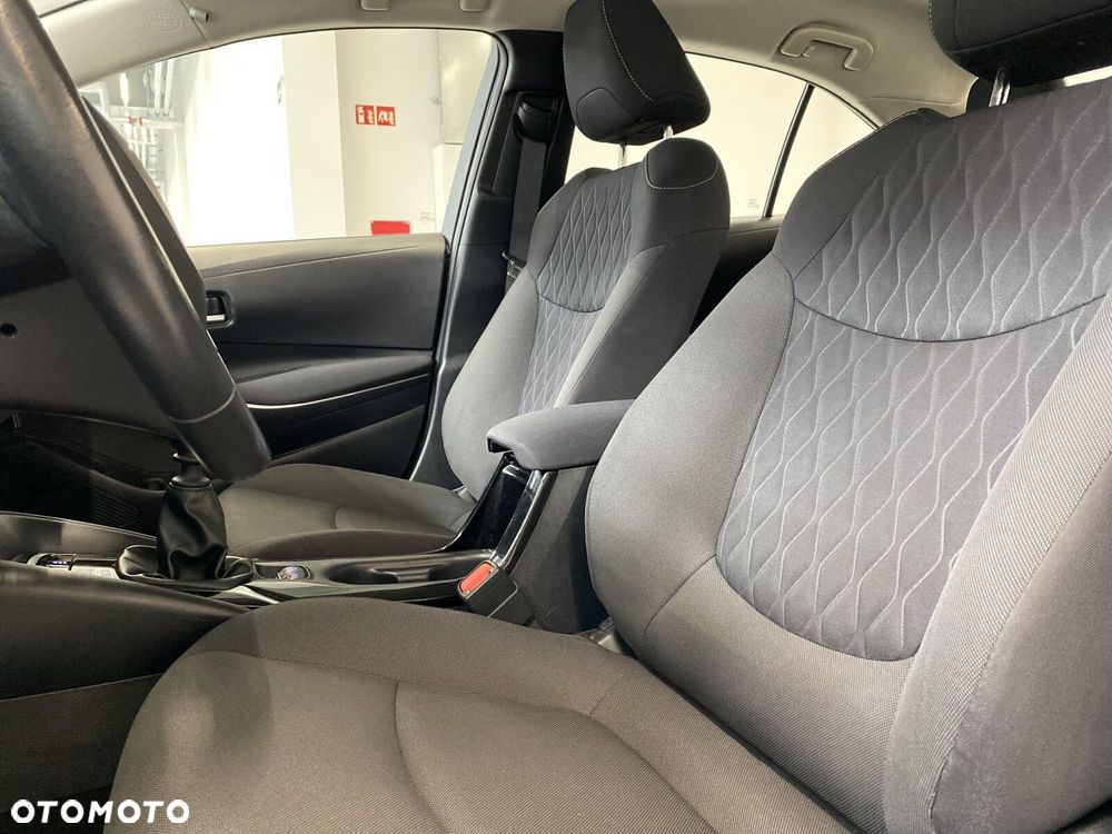 Toyota Corolla - 14