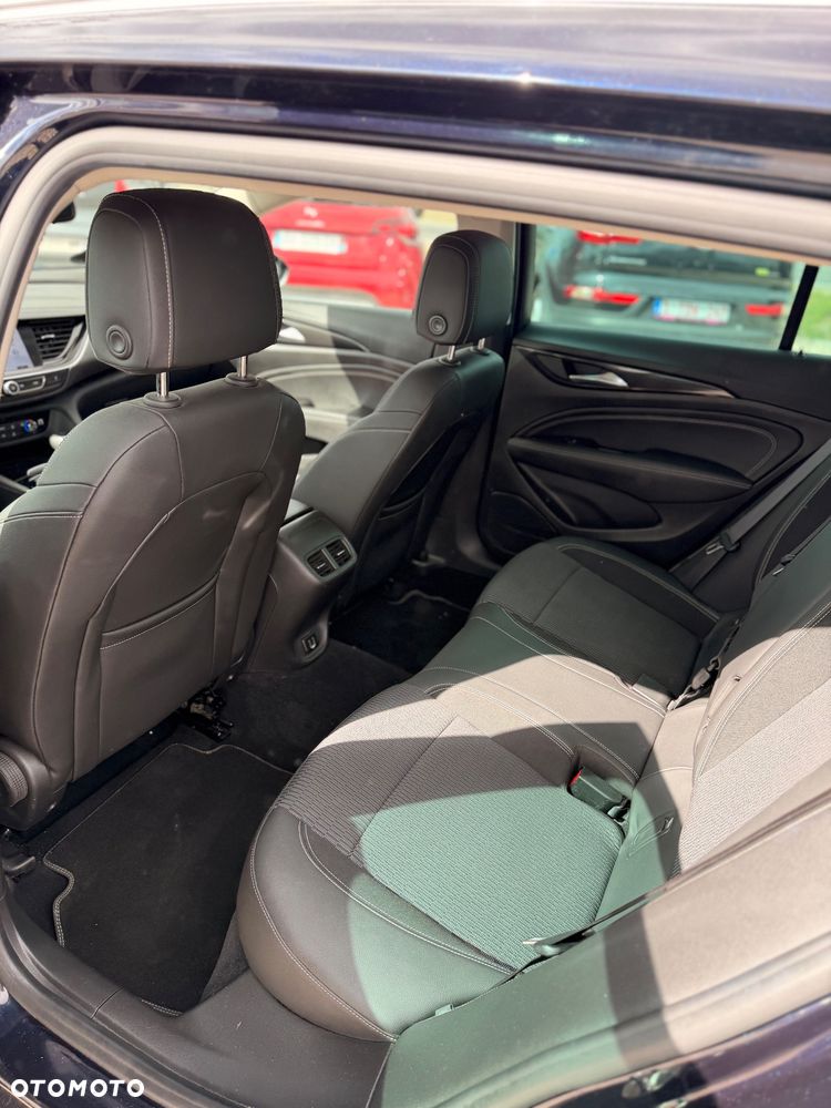 Opel Insignia 2.0 CDTI Executive - 24