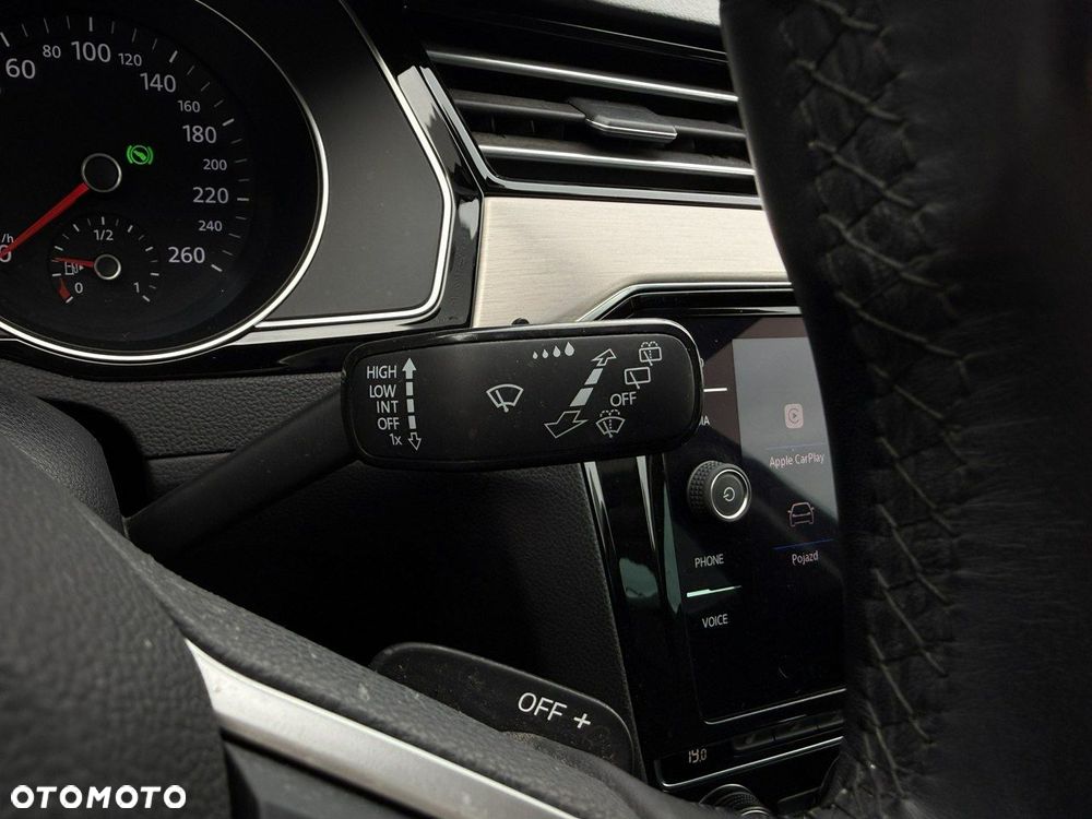 Volkswagen Passat 2.0 TSI Elegance DSG - 20