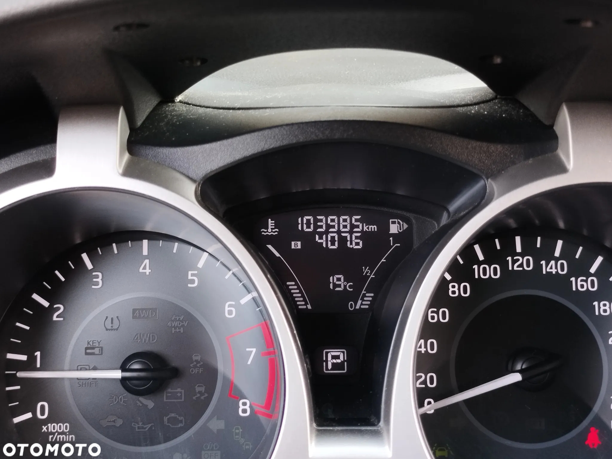 Nissan Juke 1.6 N-Connecta Xtronic - 8