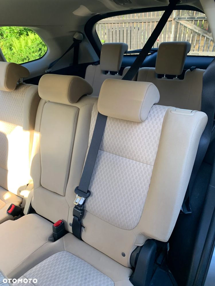 Mitsubishi Outlander 2.2 DID Intense + - 10