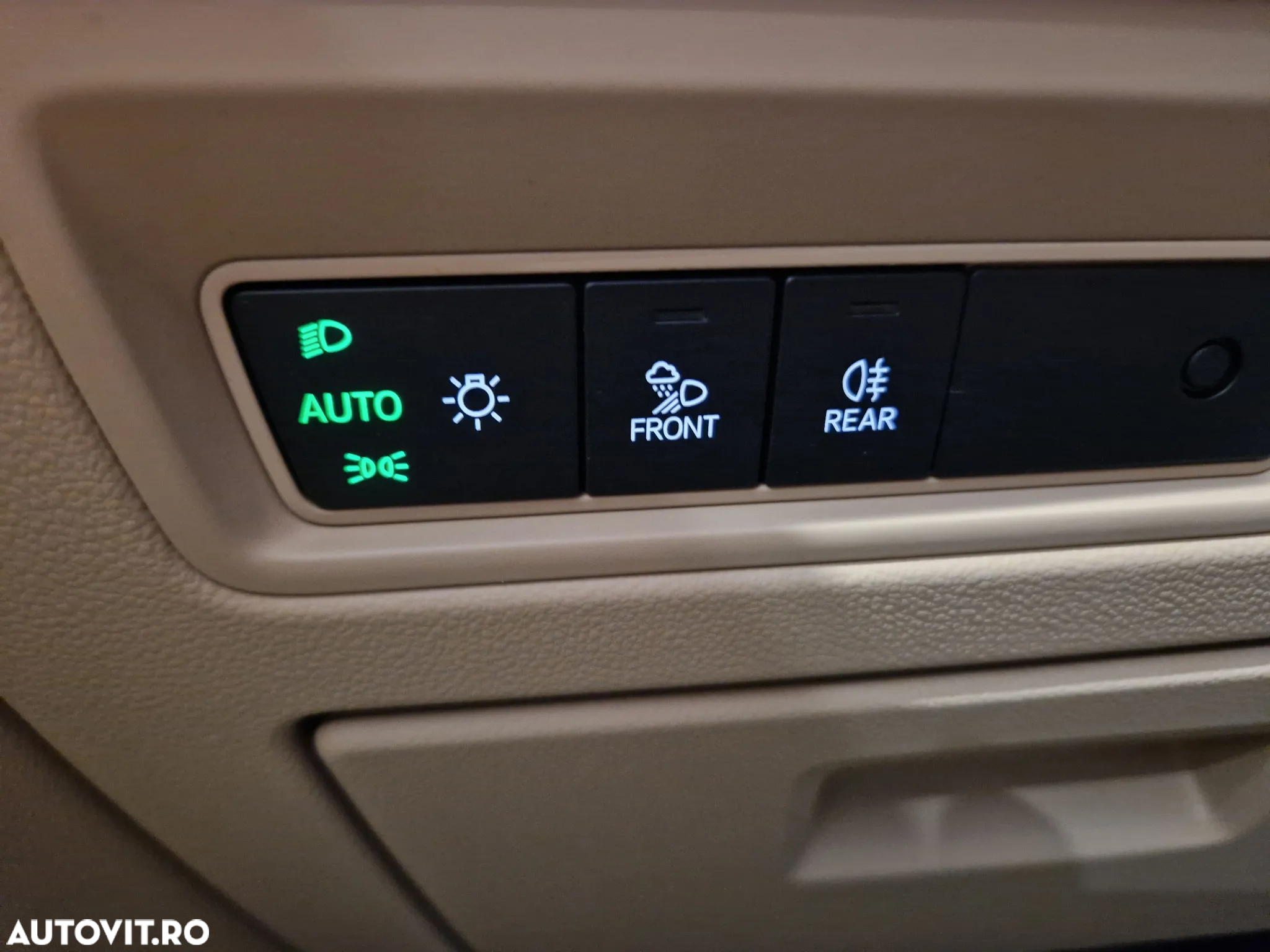 Volkswagen Touareg V6 TDI Atmosphere - 17