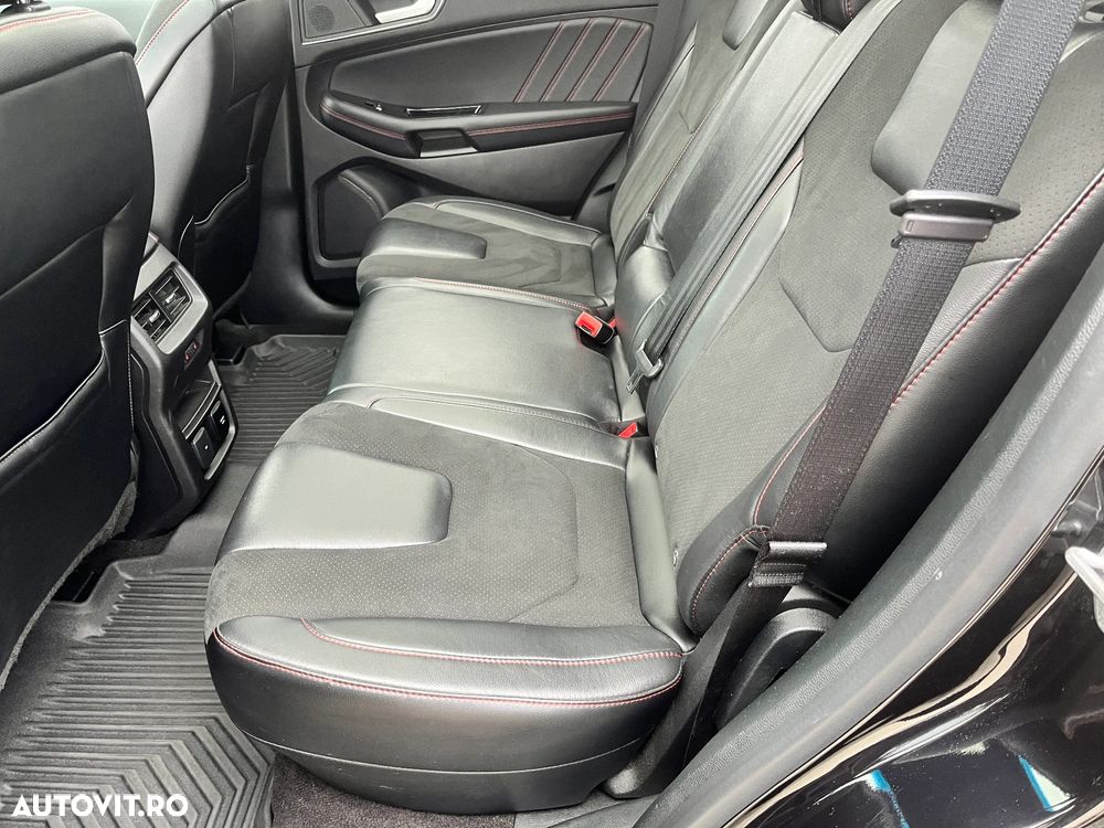 Ford Edge 2.0 Panther A8 AWD ST Line - 11