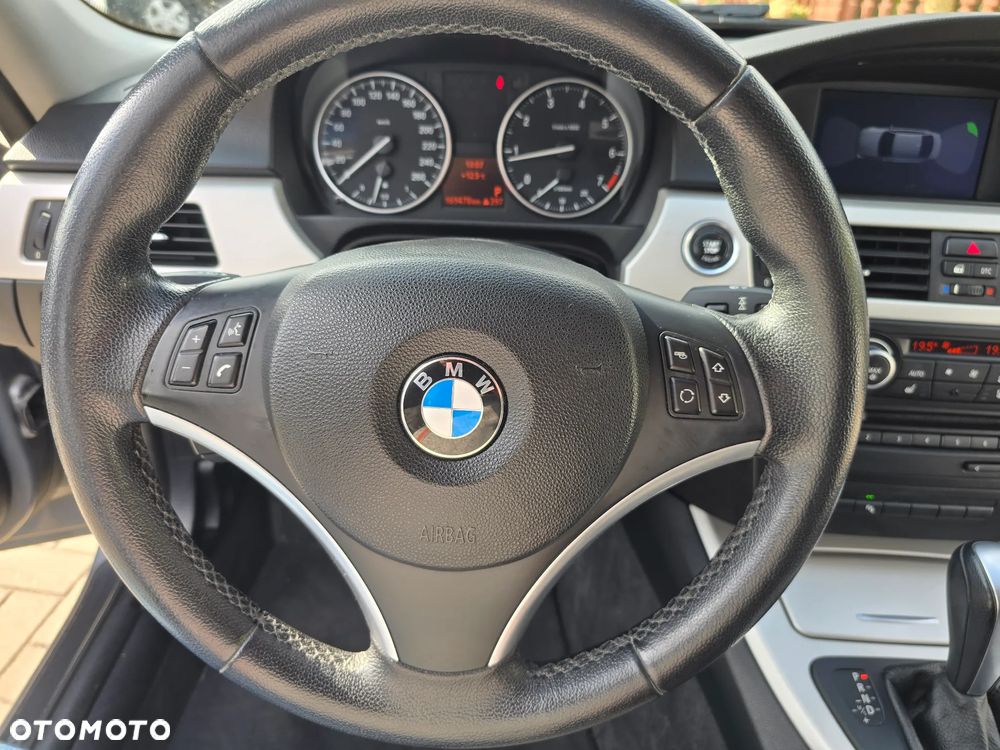 BMW Seria 3 - 25