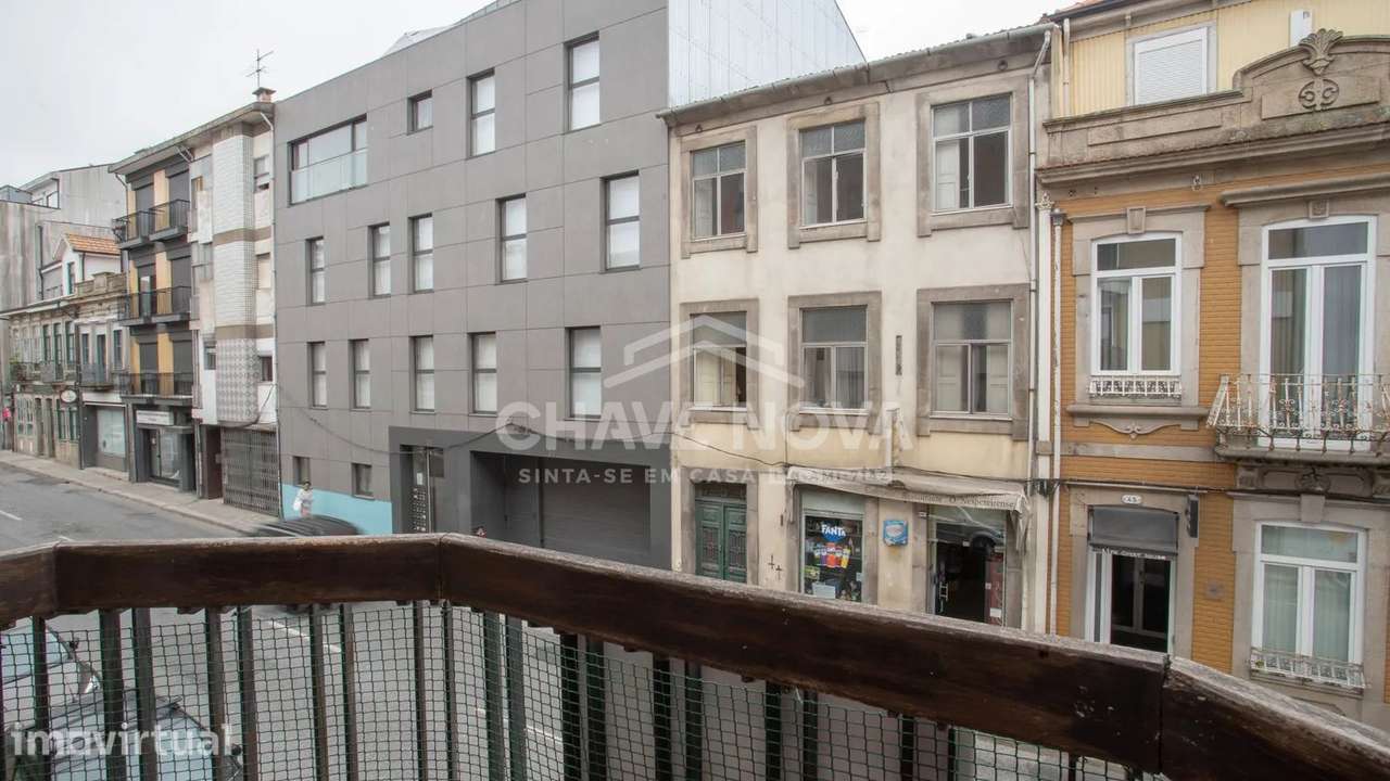 T1 Renovado na Rua Antero de Quental, Porto - Grande imagem: 4/10
