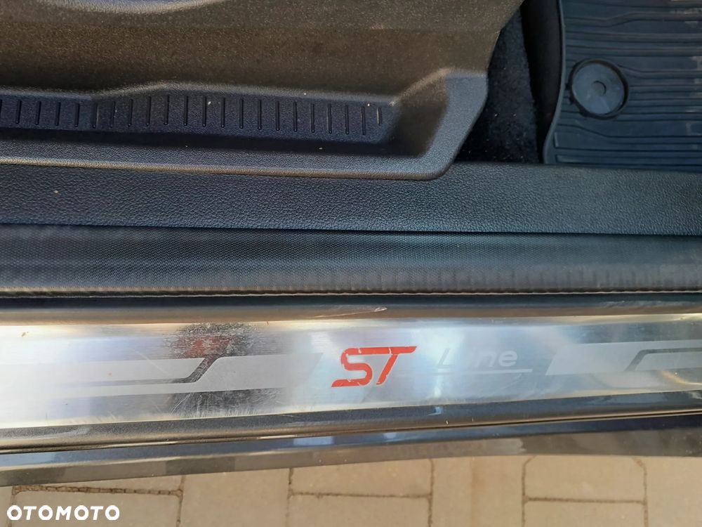 Ford Kuga 1.5 EcoBoost FWD ST-Line ASS - 17