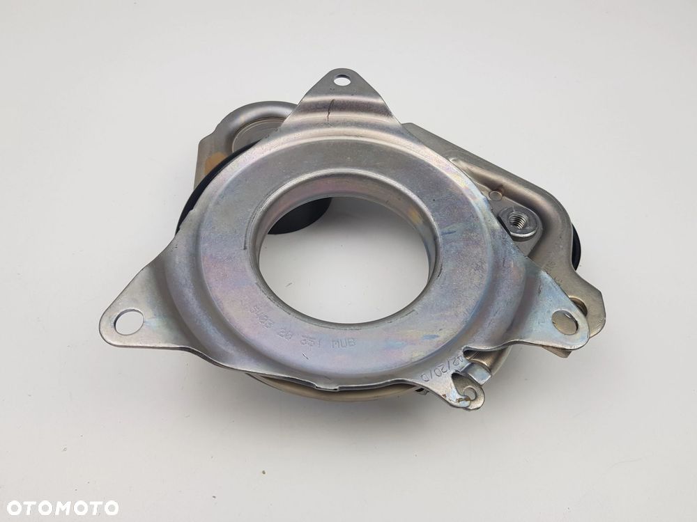 NOWY ORYGINALNY Napinacz paska klinowego Mercedes w205 w213 x253 c257 - 8