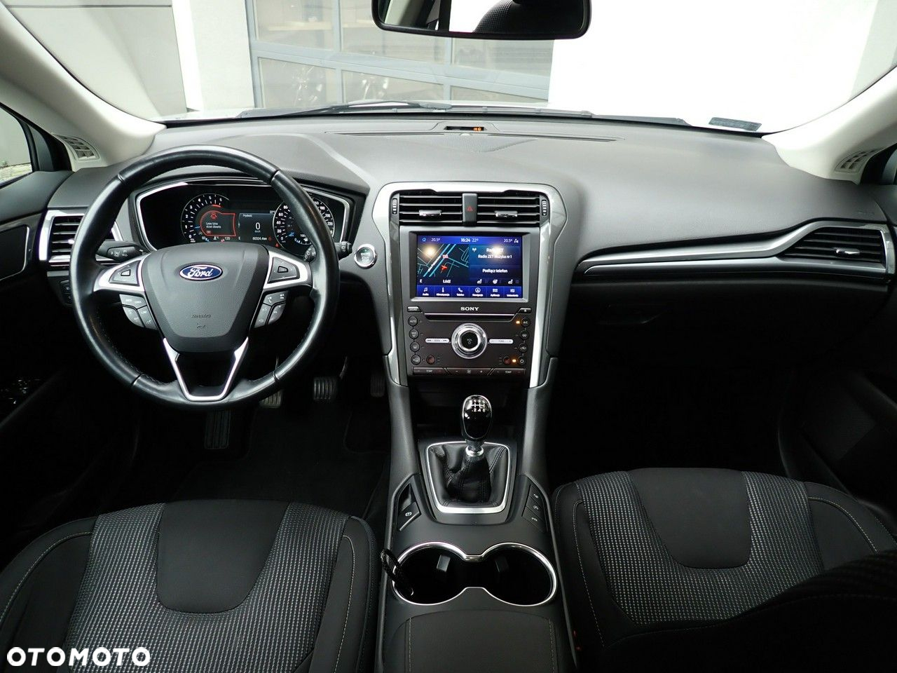 Ford Mondeo - 27