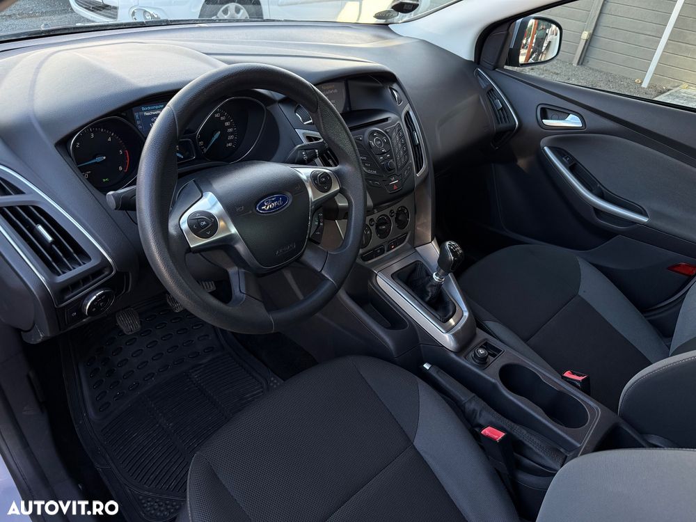 Ford Focus 1.6 TDCI DPF Trend - 6