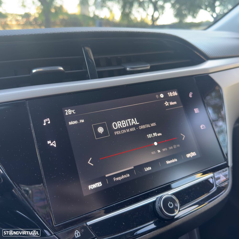 Opel Corsa 1.2 Elegance - 30