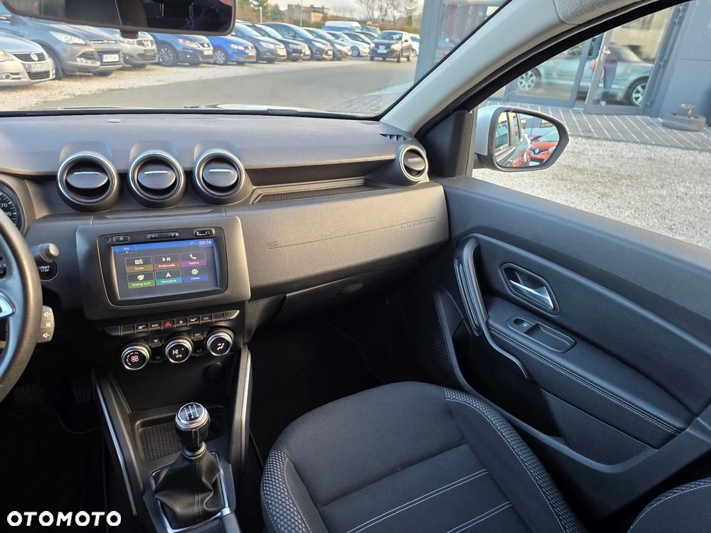 Dacia Duster 1.6 SCe Urban Explorer S&S - 34