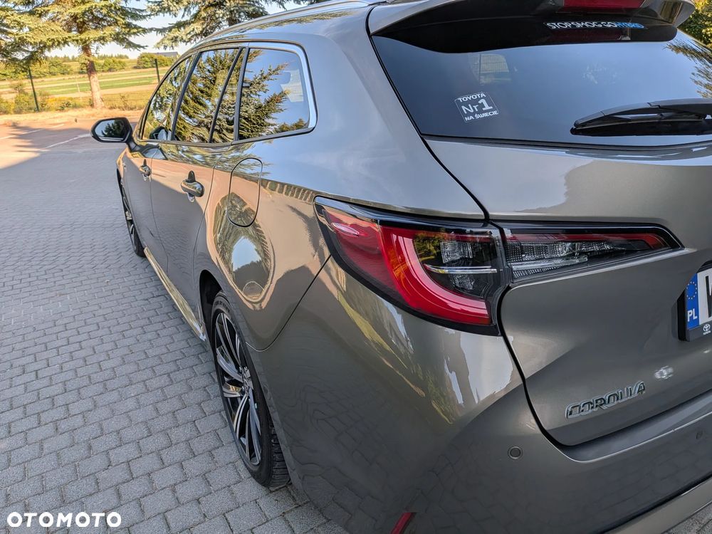 Toyota Corolla 1.8 Hybrid GPF Executive - 23